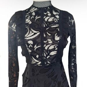 Black Lace Cutout Long Sleeve Top Gold Zipper Sheer Cropped Floral Size Small